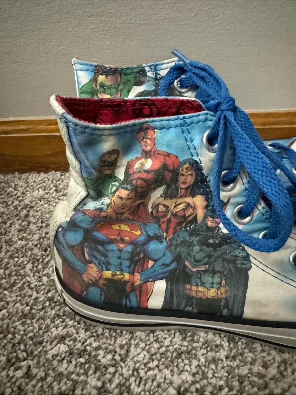 Men’s Converse High Top Sneaker - Blue Multicolor Marvel Superhero Print Size 5 - Picture 2 of 9